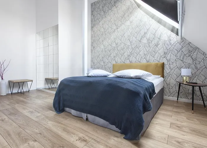 Rusiborek Dom Hotel *